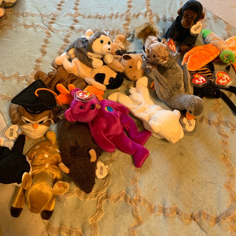 4lbs (15) TY Beanie Babies.